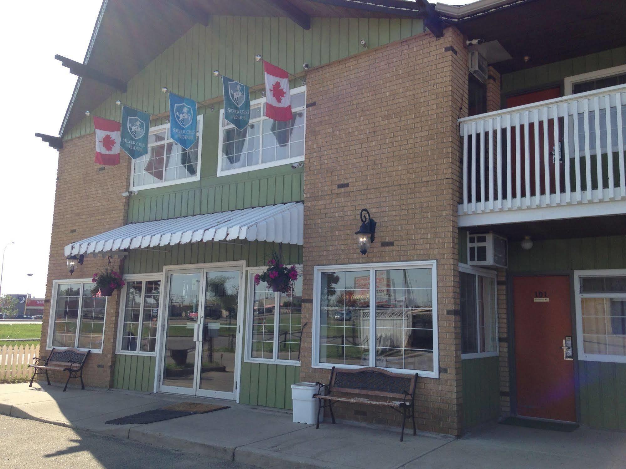 Silver Crest Lodge Grande Prairie Exterior photo